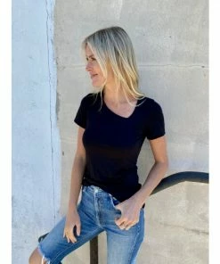 Six Fifty Out Of Line Tee Tops Black