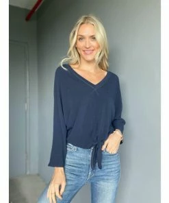 Six Fifty Just Between Us V-neck [Navy] Tops -Six Fifty Shop unnamed file 338