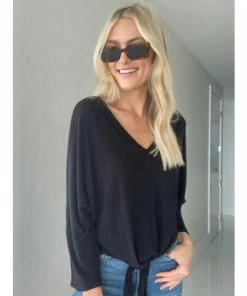 Six Fifty Just Between Us V-Neck Tops Black