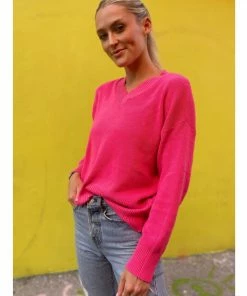 Six Fifty Ashlyn V-neck Sweater Sweatshirts & Sweaters Hot Pink 9 Six Fifty Ashlyn V-neck Sweater Sweatshirts & Sweaters Hot Pink -Six Fifty Shop unnamed file 578